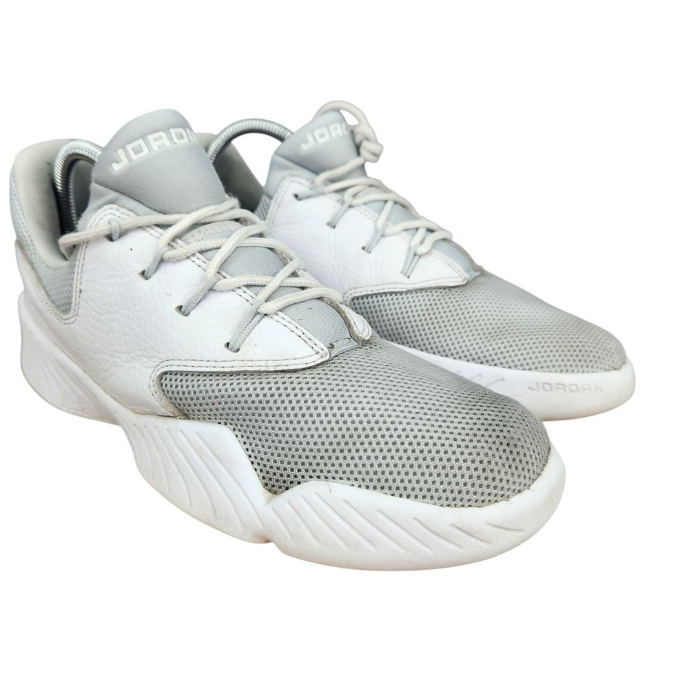 Jordan J23 Low Sneakers Mens 8 White Gray Lace Up Trainers Shoes 905288-100‎